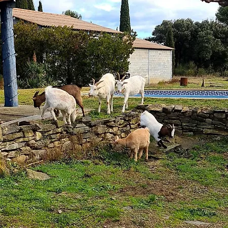 Les Combelles A La Ferme